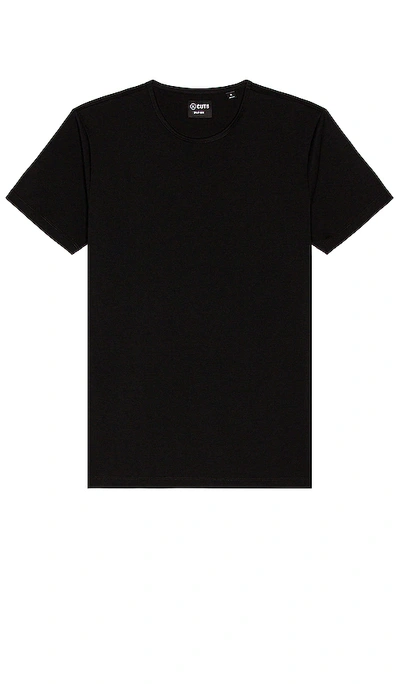 Cuts Crew Split Hem T-shirt In Black
