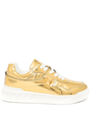 Valentino One Stud Low-top Sneakers In Gold