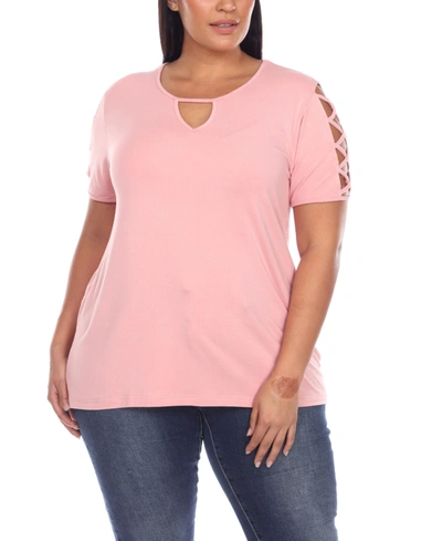 White Mark Plus Size Keyhole Neck Cutout Short Sleeve Top In Pink
