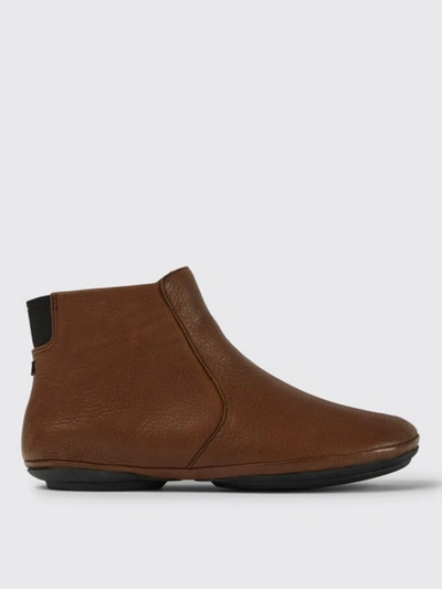 Camper Right  Ankle Boots In Calfskin In Braun