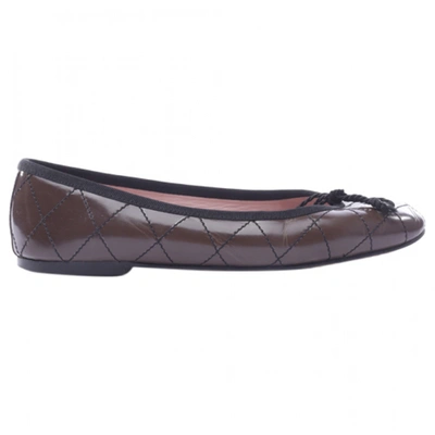 Pre-owned Pretty Ballerinas Leather Flats In Brown