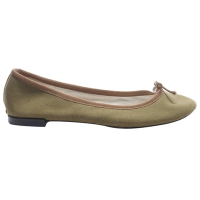 Pre-owned Repetto Cloth Flats In Green