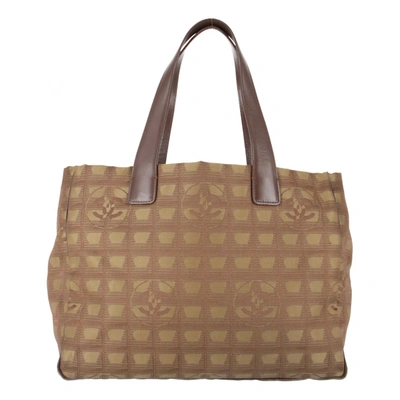 Pre-owned Chanel Cloth Tote In Khaki