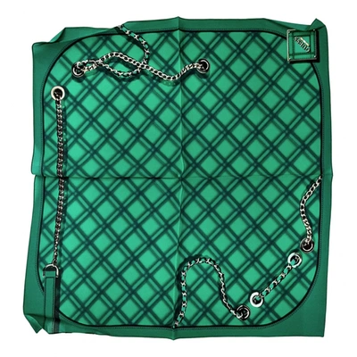 Pre-owned Guess Silk Neckerchief In Green