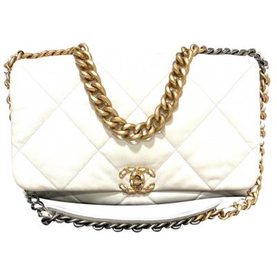 Pre-owned Chanel 19 Leather Handbag In White