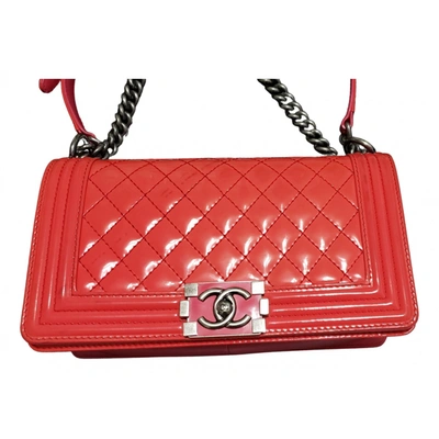 Pre-owned Chanel Boy Patent Leather Crossbody Bag In Pink