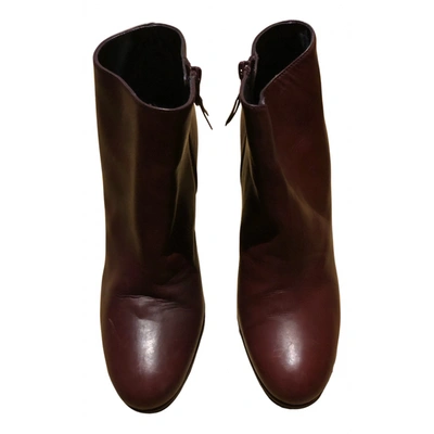 Pre-owned Stuart Weitzman Leather Ankle Boots In Burgundy