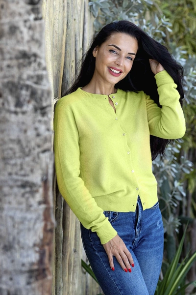 Carmen Sol Campiglio Pure Italian Cashmere Cardigan In Yellow