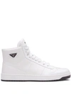 Prada Sneakers In Pelle Bianca   Uomo In White