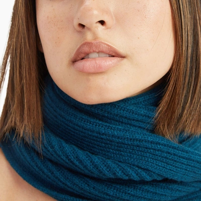 Naadam Signature Ribbed Cashmere Scarf In Peacock Blue