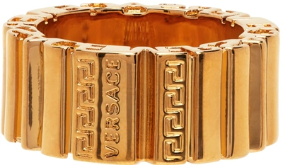 Versace Logo雕刻希腊风图案戒指 In Gold