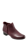 Trotters Major Bootie Women's Shoes In Dark Red Leather
