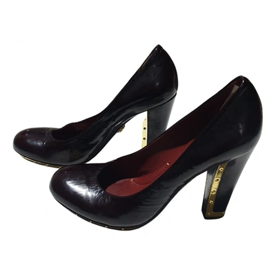 Pre-owned Bcbg Max Azria Leather Heels In Burgundy