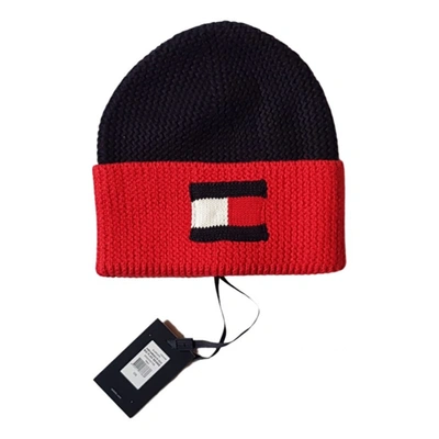 Pre-owned Tommy Hilfiger Hat In Red
