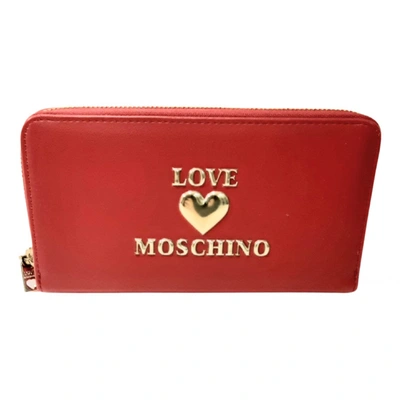 Pre-owned Moschino Love Wallet In Red