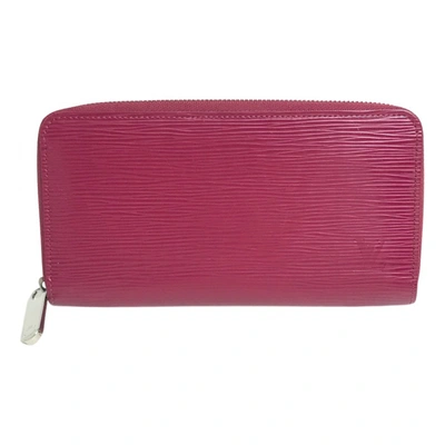 Pre-owned Louis Vuitton Patent Leather Wallet In Pink