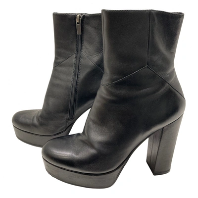Pre-owned Bruno Premi Leather Ankle Boots In Black