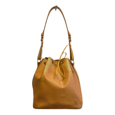 Pre-owned Louis Vuitton Noé Cloth Handbag In Yellow