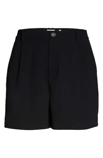 Vince Pleat Front Shorts In Black