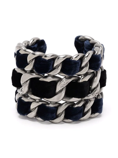 Pre-owned Chanel 2010 Cc Chain-link Cuff Bracelet In Silver
