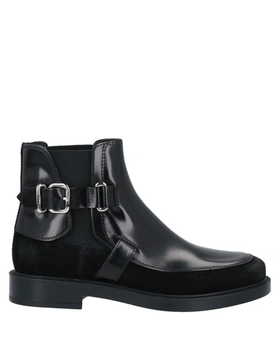 Tod's Ankle Boots In Black