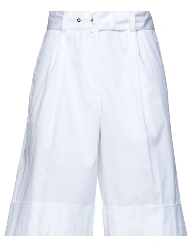 Peserico Woman Shorts & Bermuda Shorts White Size 10 Cotton, Elastane In White