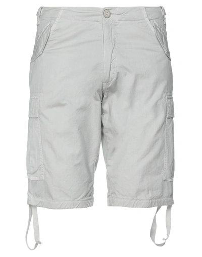 Addiction Shorts & Bermuda Shorts In Light Grey