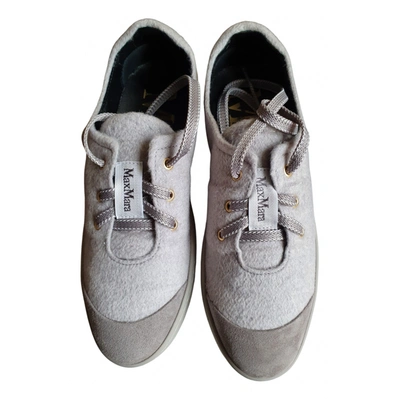 Pre-owned Max Mara Leather Trainers In Grey