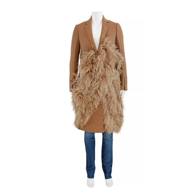 Burberry Camel Hair Feather Detail Single-breasted Tailored Coat, Brand Size 4 (us Size 2) In Yellow
