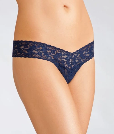 Hanky Panky Petite Size Signature Lace Low Rise Thong In Blue