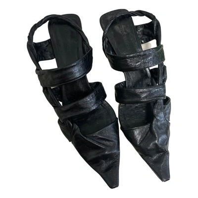 Pre-owned Bottega Veneta Bv Point Leather Sandal In Black