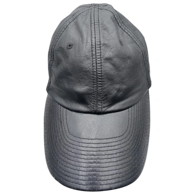 Pre-owned Levi's Leather Hat In Black