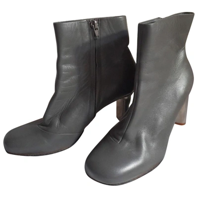 Pre-owned Celine Leather Ankle Boots In Grey