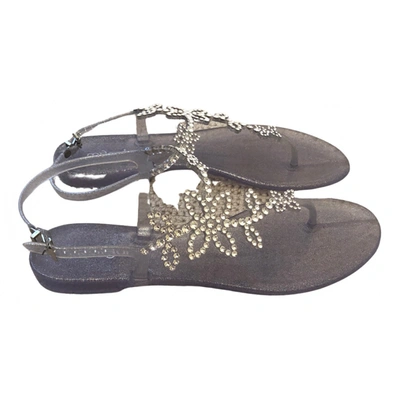 Pre-owned Menghi Sandal In Silver