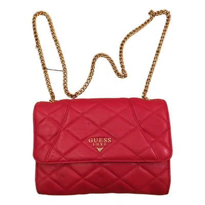 Pre-owned Guess Leather Handbag In Red