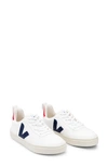Veja V-10 Low-top Sneakers In White Cobalt Pekin