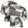 MITCHELL & NESS MITCHELL & NESS BLACK/WHITE VANCOUVER GRIZZLIES HARDWOOD CLASSICS TIE-DYE CROPPED T-SHIRT