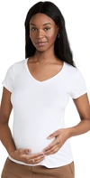 Ingrid & Isabel V Neck Shirt In White