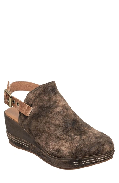 Antelope N07 Wedge Mule In Taupe