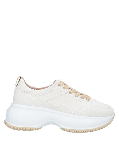 Hogan Sneakers In White