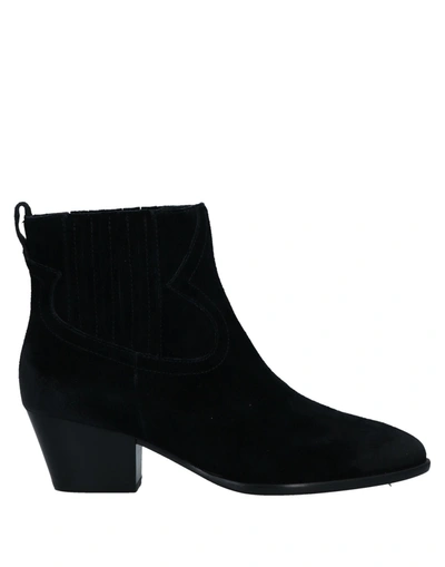 Ash Ankle Boots In Black