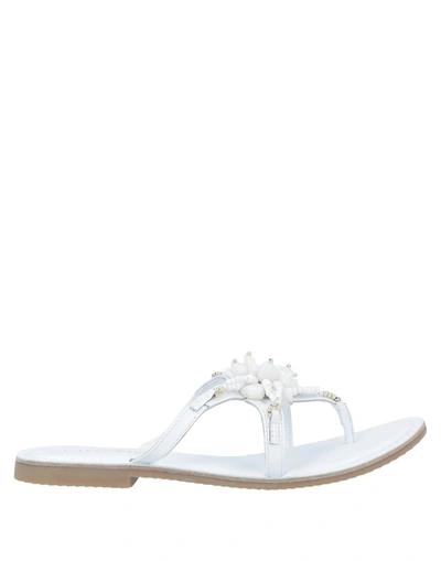 Cafènoir Toe Strap Sandals In White