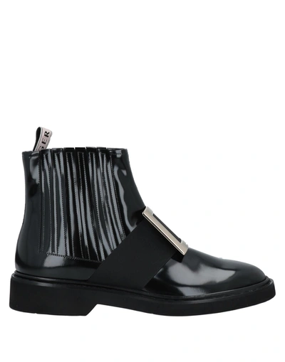 Roger Vivier Viv Ranger Embellished Patent-leather Chelsea Boots In Black