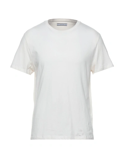 At.p.co T-shirts In White
