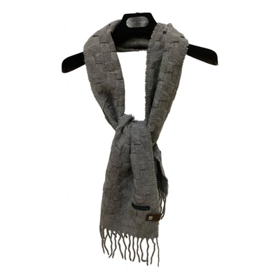 Pre-owned Piquadro Scarf & Pocket Square In Grey