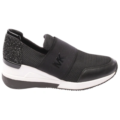 Pre-owned Michael Kors Cloth Trainers In Black