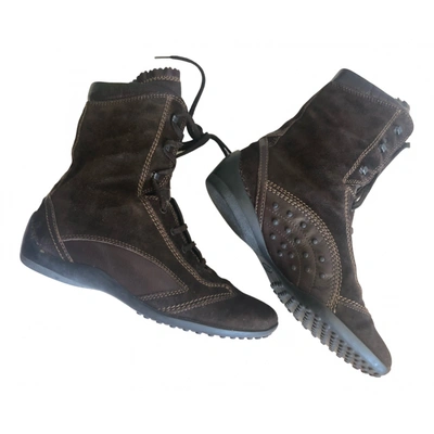Pre-owned Tod's Lace Up Boots In Brown