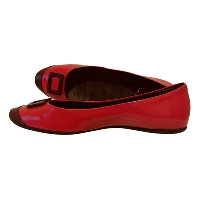 Pre-owned Roger Vivier Patent Leather Ballet Flats In Red