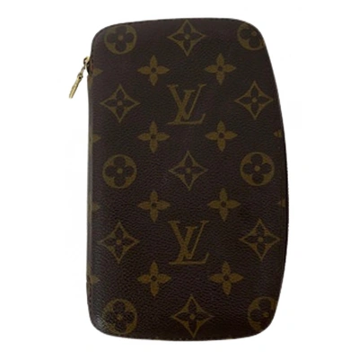 Pre-owned Louis Vuitton Zippy Cloth Wallet In Brown