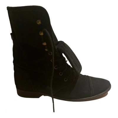 Pre-owned Carolina Herrera Ankle Boots In Black
